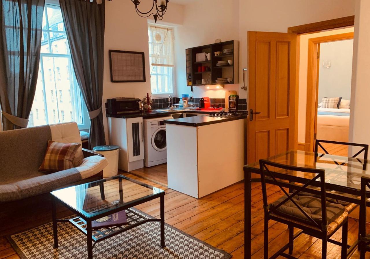 The Royal Mile Residence By Reserve Apartments エディンバラ エクステリア 写真
