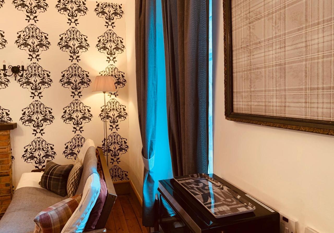 The Royal Mile Residence By Reserve Apartments エディンバラ エクステリア 写真